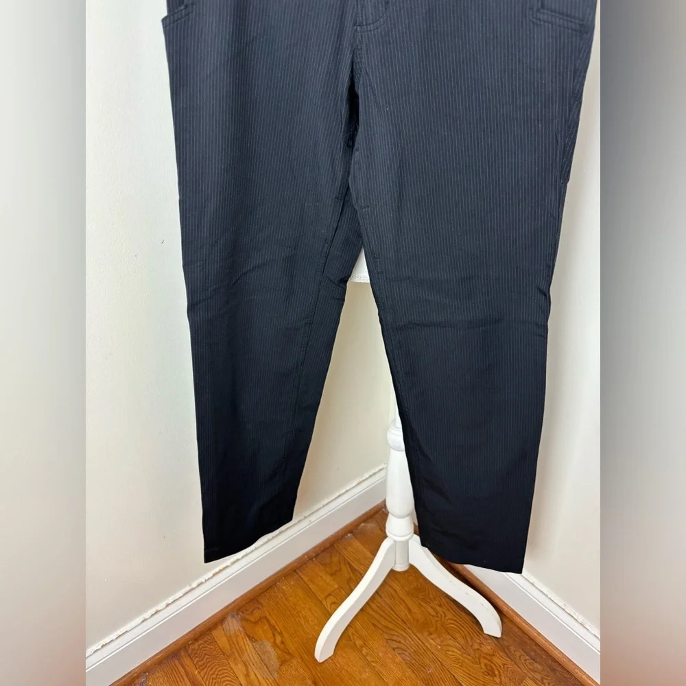 Lululemon Athletica Mens Work to Play Golf Chino Pants Black Pinstripes Size 30